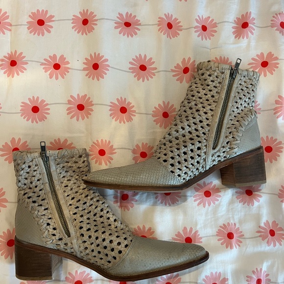 Free People In The Loop Boot - Picture 5 of 8